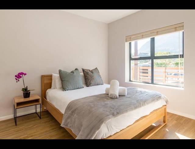 2 BEDROOM APARTMENT FOR SALE IN BEACH ESTATE